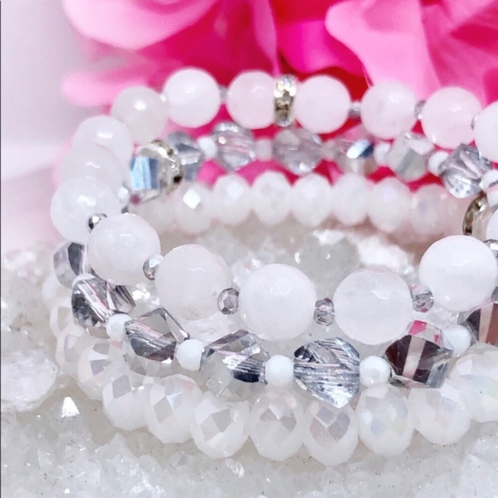 🎉5XHP🎉 Silver Czech Glass Crystal Bracelet - Picture 2 of 4